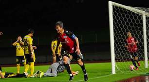 Vídeo: aos 59 anos, Kazu Miura faz gol e bate incrível recorde mundial