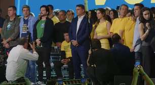 PL lança Flávio Bolsonaro à Presidência com discurso sobre legado de Jair Bolsonaro e presença de Michelle e Milei
