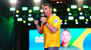 Em convenção partidária, PL lança Flávio Bolsonaro ao Planalto sem definição de vice
