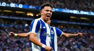 Com gol brasileiro, Porto vence amistoso com o Aston Villa