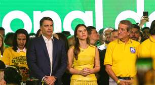 Quem é Fernanda Bolsonaro, esposa de Flávio Bolsonaro, que passa por treinamento para entrar na campanha do marido
