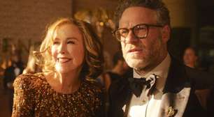 "Foi muito triste": Seth Rogen relembra o momento em que soube da morte de Catherine O'Hara e por que decidiram continuar filmando O Estúdio