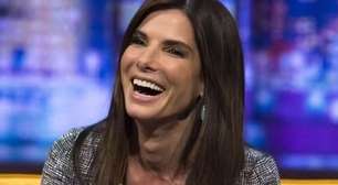 De pesadelo com stalker a medo de avião após acidente aéreo: 5 curiosidades inusitadas de Sandra Bullock, hoje aos 62 anos, que vão muito além da beleza e do talento