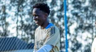 Saiba quem é o jovem haitiano que faz história na seleção da Argentina