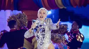 Xuxa faz show nostálgico para baixinhos crescidos em despedida de sua nave