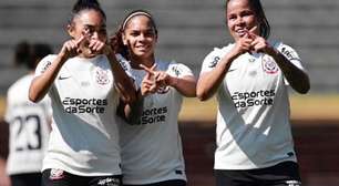 Corinthians goleia o Vitória e lidera tabela do Brasileirão Feminino