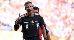 Árbitro da final da Copa do Mundo de 2026 anuncia aposentadoria