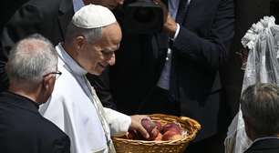 Papa deixa Palácio Apostólico de Castel Gandolfo e volta ao Vaticano