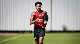 Vitinho sofre nova lesão no joelho e passará por cirurgia no Corinthians