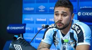 Grêmio tenta vender ex-Porto que custou milhões, mas alto salário trava saída na janela