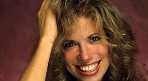 Carly Simon revela Parkinson e tratamento contra câncer de pele