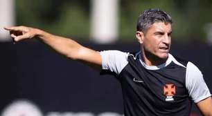 "Precisa de apoio": Pedro Emanuel manda recado sobre retorno de jogador ao Vasco