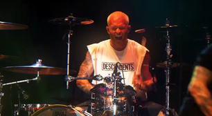 Baterista de ícones do Punk Rock revela quantas calorias perde por show