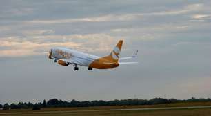 Anac restringe venda de passagens da Flybondi no Brasil após cancelamento de 79% dos voos