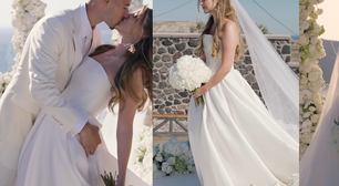 Vestido de noiva princesa tomara que caia, véu longo e buquê branco: Isabella Rousso se casa com Gabriel Martinelli em cerimônia intimista para 40 convidados em Santorini; fotos