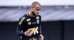 Mayke aciona a Justiça e pede rescisão de contrato com o Santos