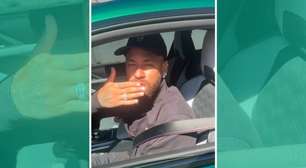 Neymar é flagrado com BMW M4 Competition de R$ 909 mil em passeio por Santos