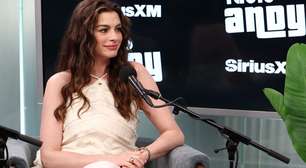 O que Anne Hathaway faz para manter sua beleza? Descubra os segredos da atriz