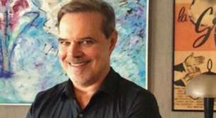 Rosto e corpo de ator Diogo Vilela rouba a cena em selfie aos 69 anos