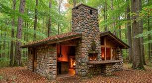 A impressionante história do homem que abandonou a tecnologia moderna para erguer uma casa de pedra na floresta usando apenas as mãos e ferramentas primitivas