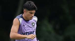 Afastado no Botafogo, Joaquín Corrêa volta ao radar do Estudiantes