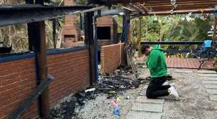 Ex-goleiro do Corinthians tem casa destruída por incêndio