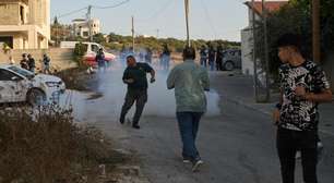 Ataques a palestinos crescem na Cisjordânia ocupada: 'ameaçam nos matar e queimar tudo'