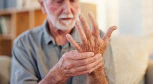 Parkinson além do tremor: os sinais silenciosos que ajudam a antecipar o diagnóstico