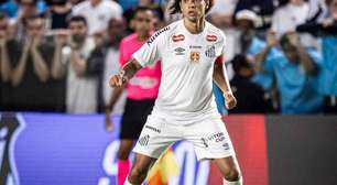 Willian Arão e Cuca têm discussão em vestiário do Santos