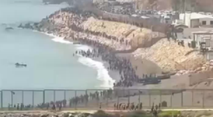 Milhares de imigrantes chegam a Ceuta, na Espanha, e prefeito pede declaração de emergência; veja vídeo