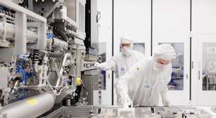 A China está se preparando para sua primeira grande vitória no setor de chips: já está produzindo em massa suas próprias máquinas de litografia DUV, segundo o The Information