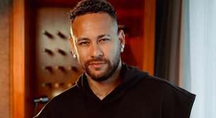 Fugiu da dieta? Neymar é flagrado atacando docinhos em casamento de Gabriel Medina