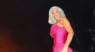 Cardi B detona Trump em novo single acelerado, 'Ah Ha'