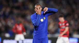 João Pedro renova com o Chelsea após interesse de Barcelona e Arsenal