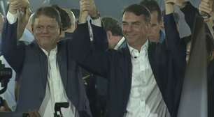 Tarcísio de Freitas é confirmado pelo Republicanos e diz a Flávio Bolsonaro: 'amamos teu pai'