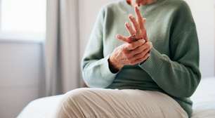 O que é Fibromialgia? Confira como identificar os sintomas e por que o diagnóstico exige atenção