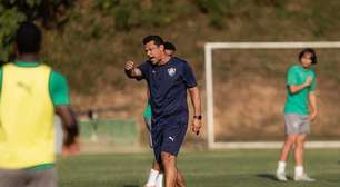 Fred inicia trabalhos no time Sub-20 do Fluminense e se emociona