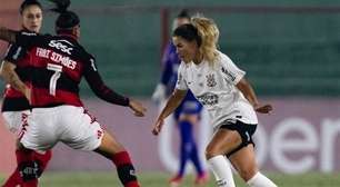 Corinthians vence Flamengo e retoma liderança do Brasileirão Feminino