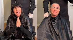 Gretchen raspa cabeça durante live antes de realizar transplante capilar