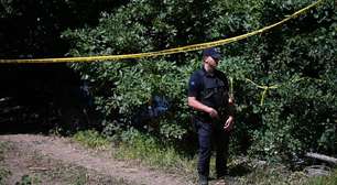 Kosovo encontra 11 corpos em supostas valas comuns e reabre investigação sobre crimes de guerra