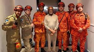 Gilberto Gil fica preso em elevador no Rio de Janeiro e é resgatado por bombeiros