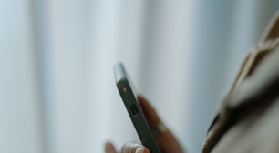 Como saber a localização de alguém com seu número de celular no Android ou iPhone? Conheça os métodos