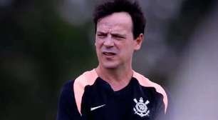 Corinthians: Fernando Diniz é absolvido pelo STJD; entenda o caso