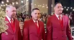 Trisal gay celebra casamento simbólico em Brasília e dividem opiniões na web
