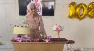 Mulher mais velha de Goiás celebra 108 anos com churrasco, bolo e muita emoção