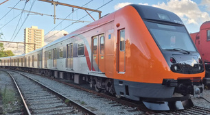 Homem é atropelado por trem após acessar via férrea da Linha 7-Rubi em SP