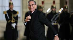 Como o Brasil, França também enfrenta pressão diplomática de Washington sobre embaixador