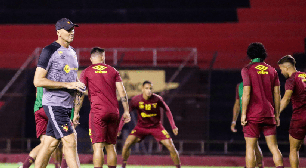 Sport ganha 'dor de cabeça' e Dal Pozzo testa mudanças no time