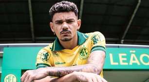Sport melhora proposta e avança por Tiquinho Soares