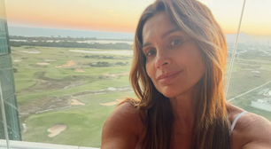 Flávia Alessandra reflete sobre autocuidado e alerta sobre golpes com IA